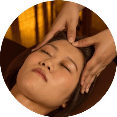 頭のもみほぐし